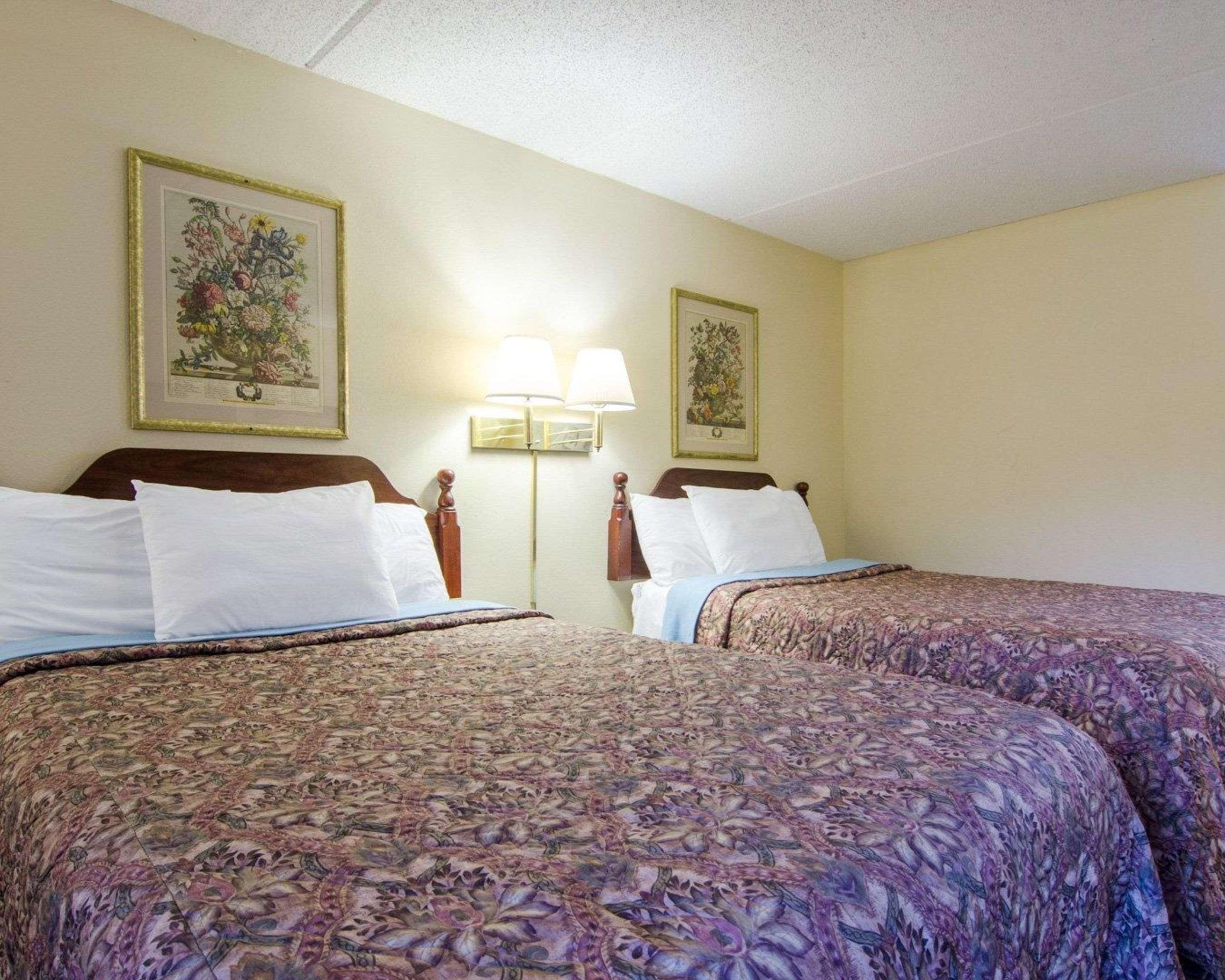 Rodeway Inn Norcross Ngoại thất bức ảnh
