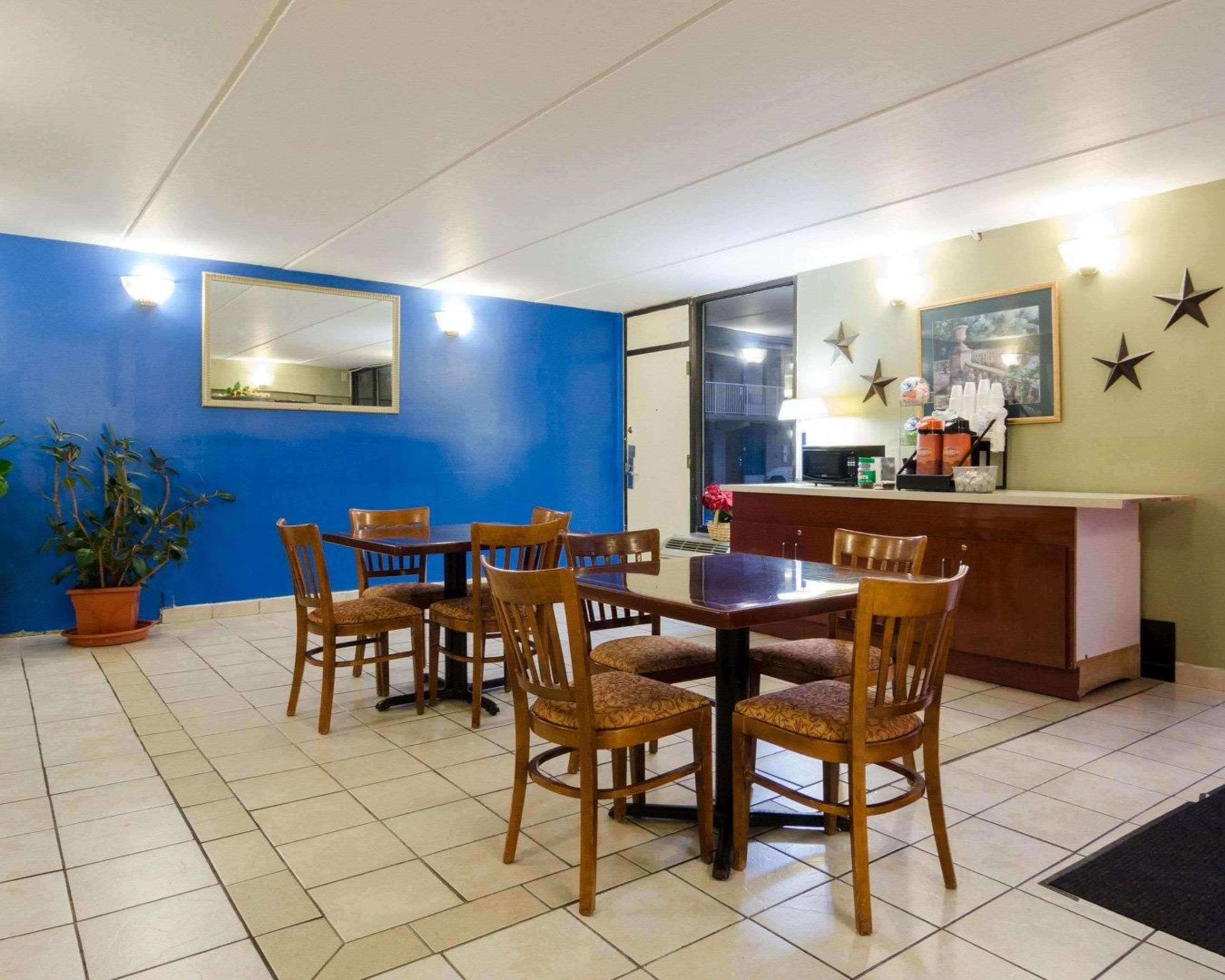 Rodeway Inn Norcross Ngoại thất bức ảnh